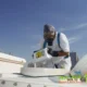 المواد المستخدمة في تنظيف الخزانات وأفضل طريقة لتنظيف الموكيت